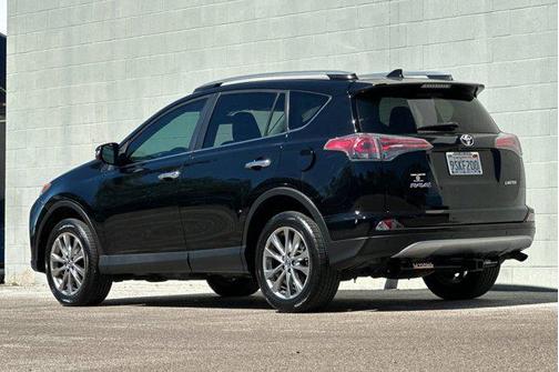 2017 Toyota RAV4 Limited