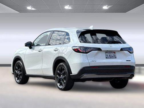 2024 Honda HR-V 2WD Sport