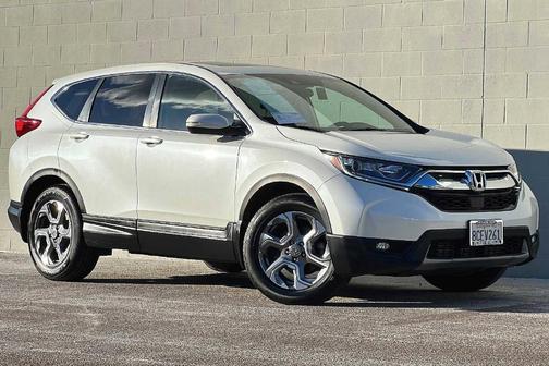 Photo 2 of 33 of 2018 Honda CR-V EX