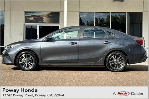 2024 Kia Forte LXS