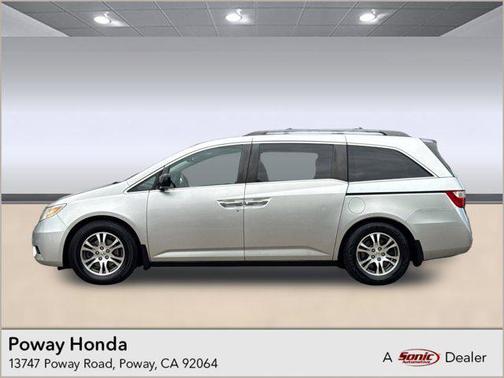 Alabaster Silver Metallic 2011 Honda Odyssey EX-L
