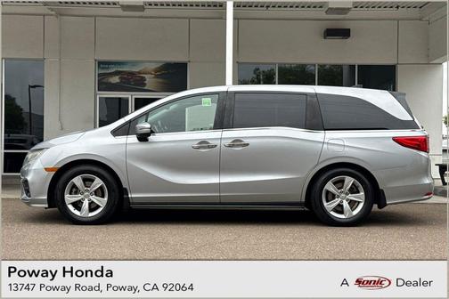 Lunar Silver Metallic 2019 Honda Odyssey EX-L