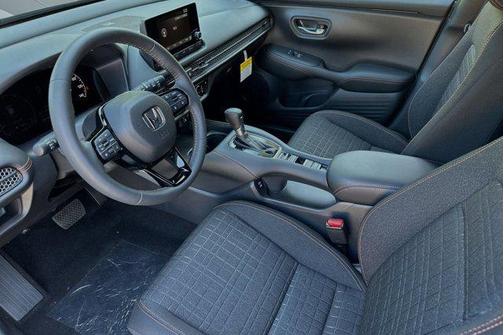 2025 Honda HR-V 2WD Sport