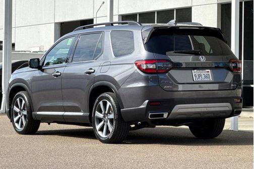 2023 Honda Pilot AWD Elite