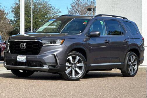 2023 Honda Pilot AWD Elite