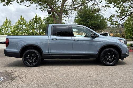 2025 Honda Ridgeline Black