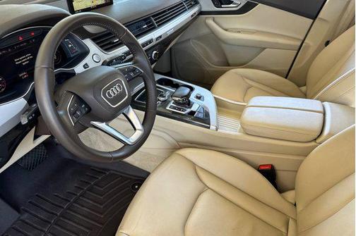 2019 Audi Q7 45 Premium