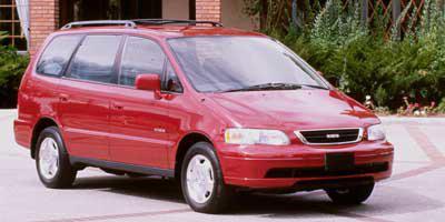 Vivid Red Pearl 1998 Isuzu Oasis S