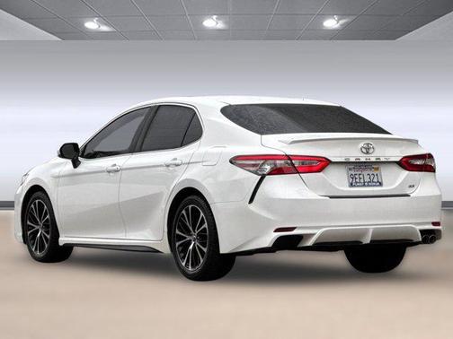 2018 Toyota Camry XLE