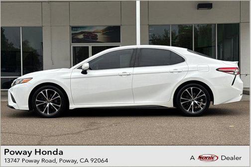 2018 Toyota Camry XLE