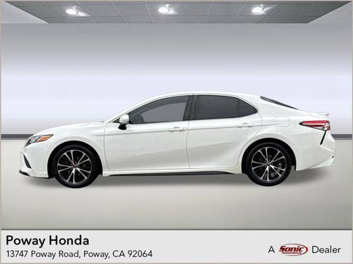 2018 Toyota Camry XLE