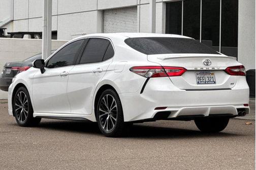 2018 Toyota Camry XLE