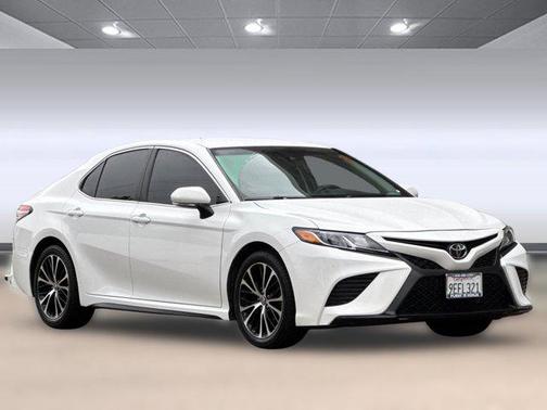 2018 Toyota Camry XLE
