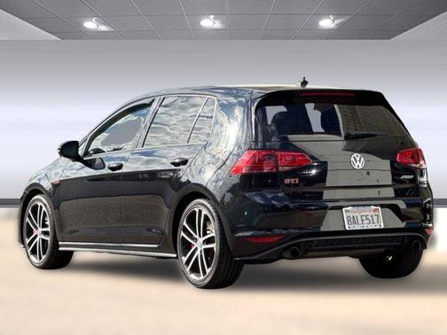 2017 Volkswagen Golf GTI 2.0T S 4-Door
