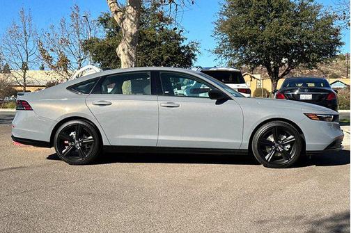 2025 Honda Accord Hybrid Base