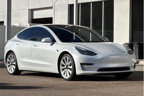 2020 Tesla Model 3 Standard Range