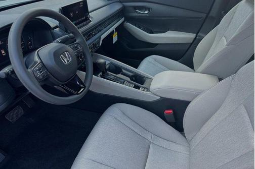 2025 Honda Accord LX 1.5T