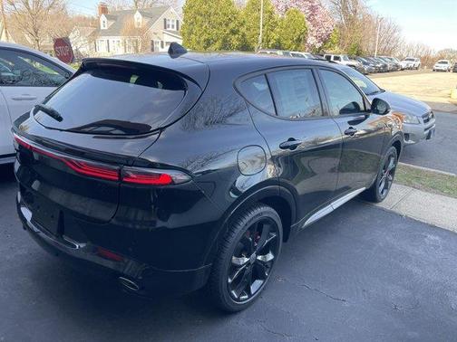 2025 Dodge Hornet R/T