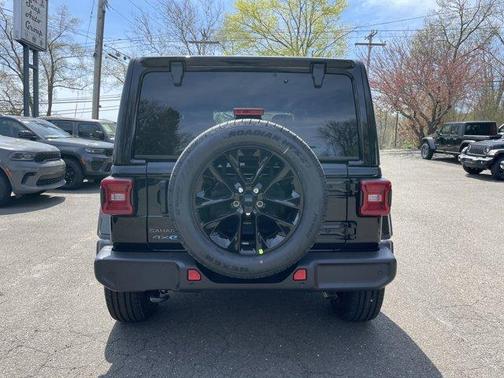 2025 Jeep Wrangler 4xe Sahara