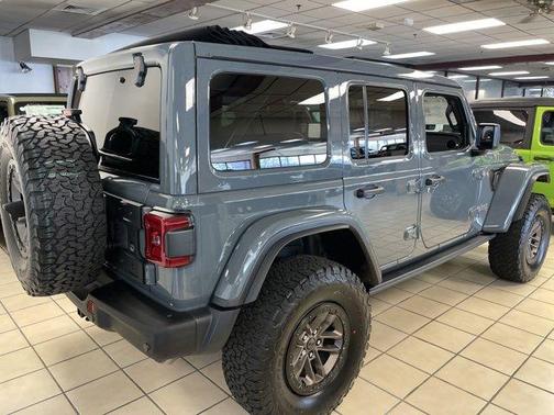 2025 Jeep Wrangler Rubicon 392