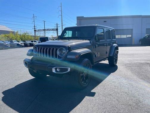Granite Crystal Clearcoat Metallic 2025 Jeep Wrangler 4xe Sahara