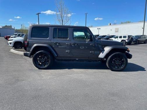 Granite Crystal Clearcoat Metallic 2025 Jeep Wrangler 4xe Sahara