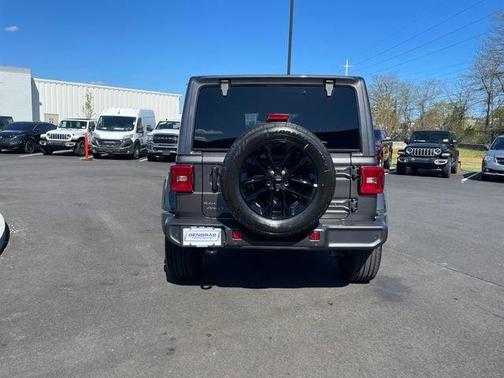 Granite Crystal Clearcoat Metallic 2025 Jeep Wrangler 4xe Sahara