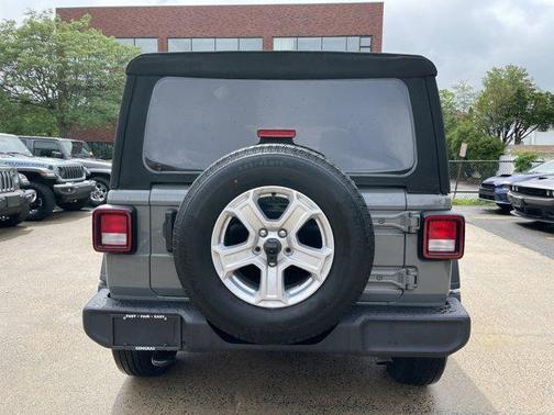 2022 Jeep Wrangler Unlimited Sport