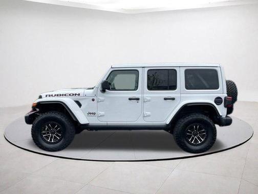 Bright White Clearcoat 2024 Jeep Wrangler Rubicon