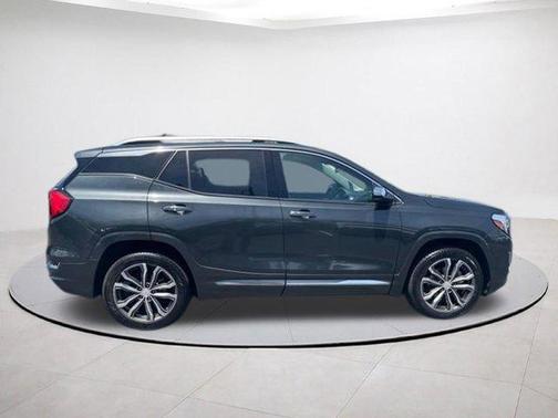 Graphite Gray Metallic 2019 GMC Terrain Denali