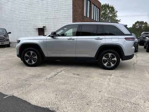 2024 Jeep Grand Cherokee 4xe Base