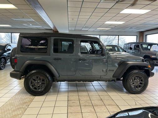 2025 Jeep Wrangler Sport