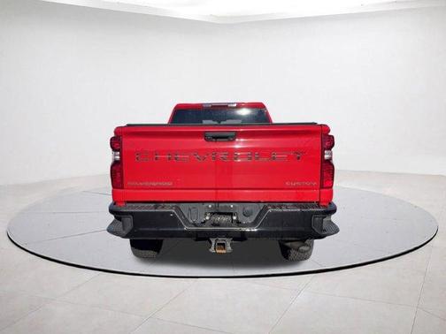 2022 Chevrolet Silverado 2500 Custom