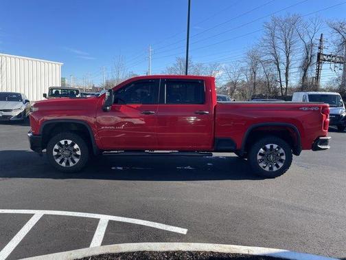 2022 Chevrolet Silverado 2500 Custom