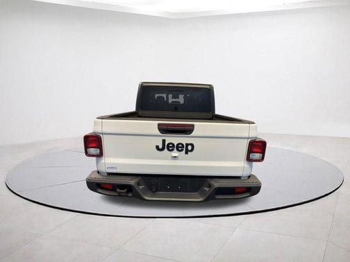 2024 Jeep Gladiator Sport