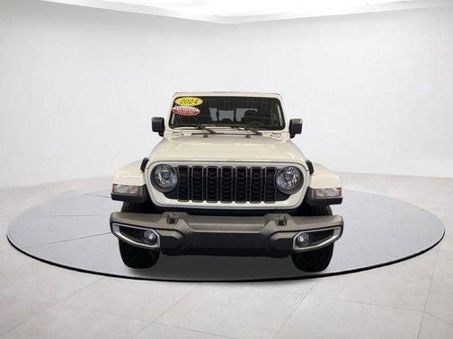 2024 Jeep Gladiator Sport