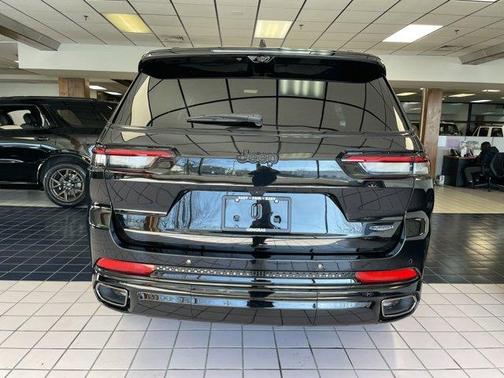 2025 Jeep Grand Cherokee L Summit