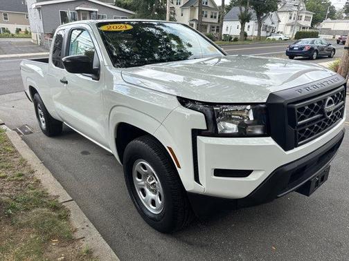 2024 Nissan Frontier S
