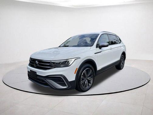 2024 Volkswagen Tiguan 2.0T Wolfsburg Edition