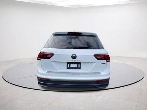 2024 Volkswagen Tiguan 2.0T Wolfsburg Edition