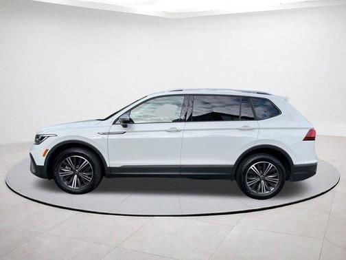 2024 Volkswagen Tiguan 2.0T Wolfsburg Edition