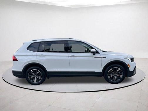 2024 Volkswagen Tiguan 2.0T Wolfsburg Edition