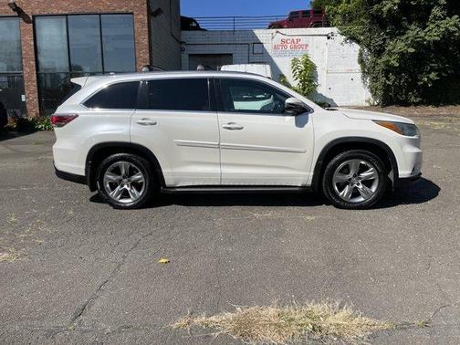 2015 Toyota Highlander 