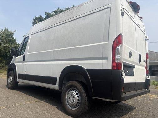 2025 RAM ProMaster 1500 Base
