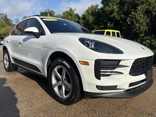 2019 Porsche Macan Base