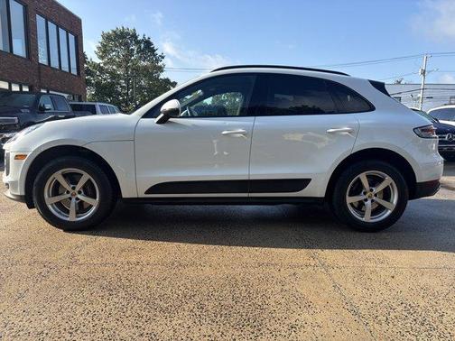 2019 Porsche Macan Base