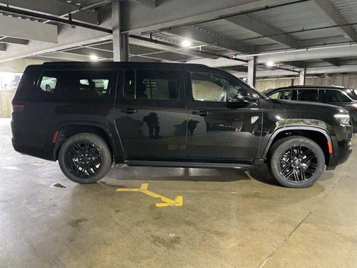 2025 Jeep Wagoneer L Series II
