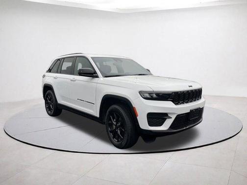 2024 Jeep Grand Cherokee Laredo