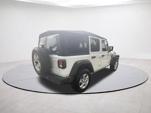 2022 Jeep Wrangler Unlimited Sport