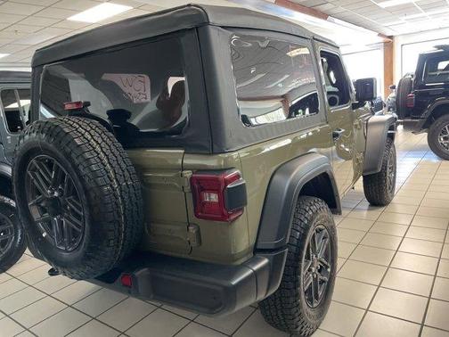 2025 Jeep Wrangler Sport